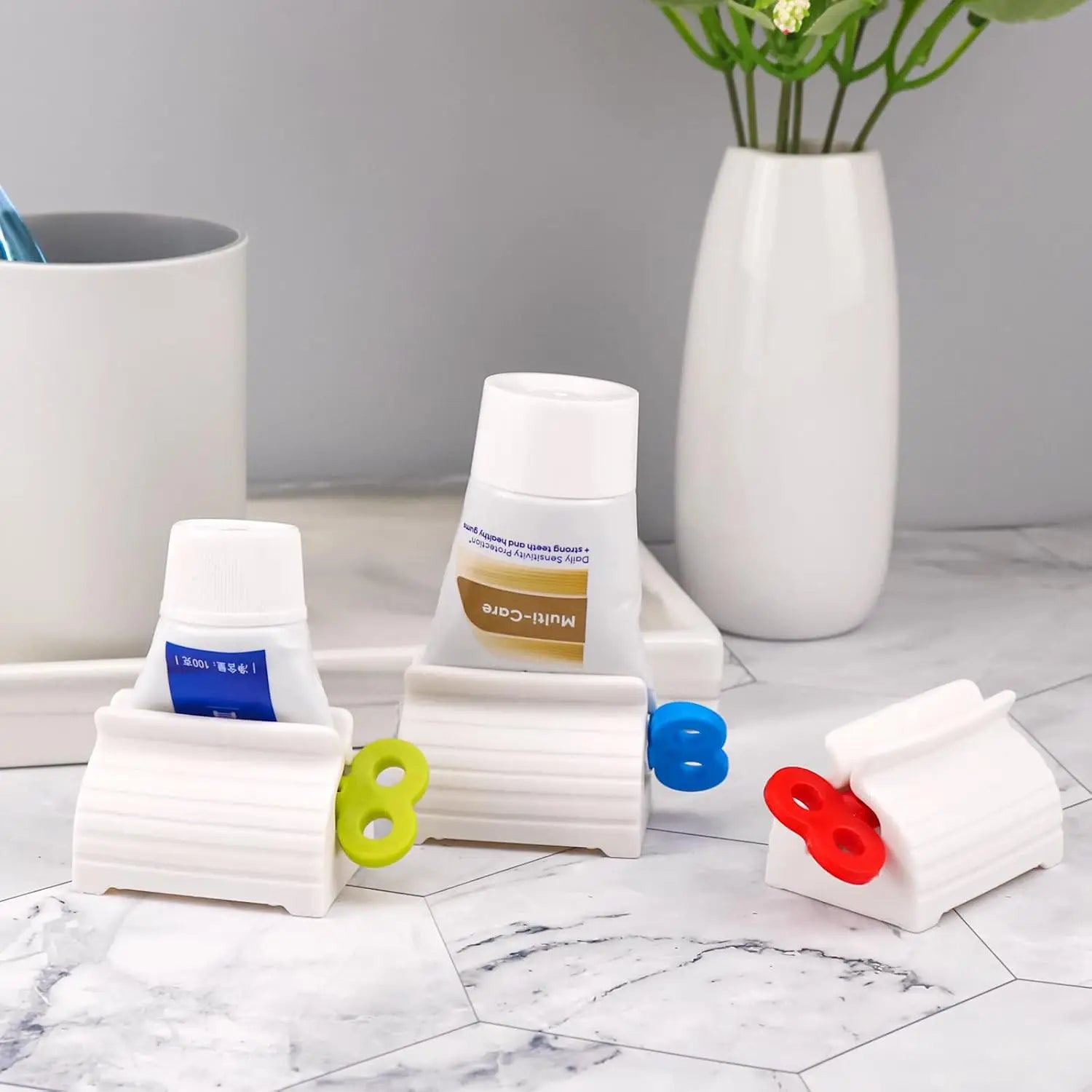 Tube Hand Cream Facial Cleanser Dispenser Holder Squeezer Toothpaste Squeezers Holder Portable Manual Squeeze Tools Household