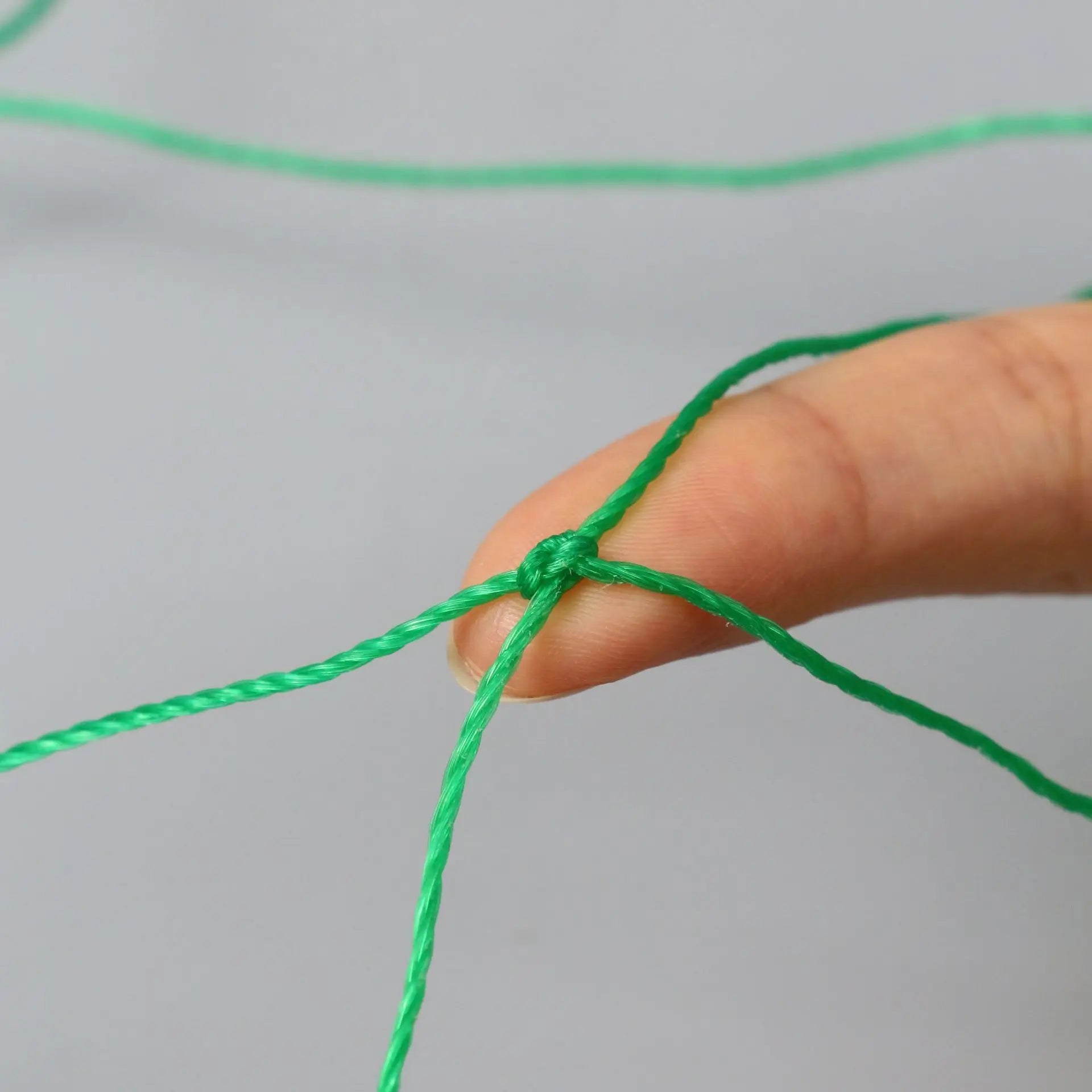 Thick Nylon Plant Trellis Strong Garden Climbing Netting Heavy Duty Mesh Net for Cucumber Tomato Grape Garden Accessories