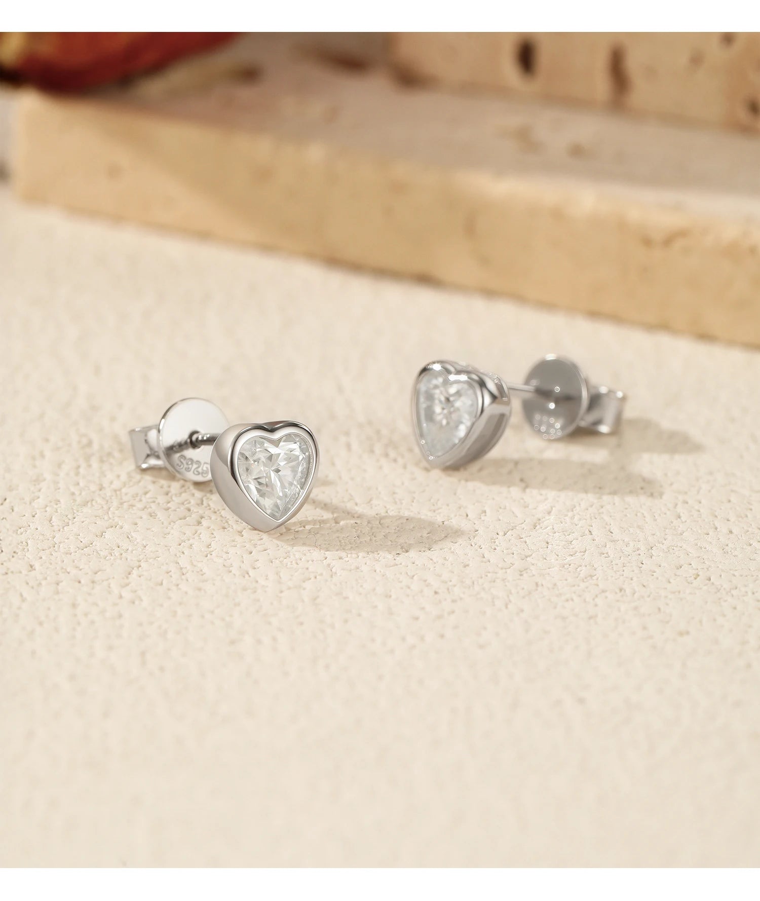 MODIAN 3 Sizes Heart Moissanite Ear Studs 925 Sterling Silver Dazzling Stackable Fashion Stud Earrings For Women Fine Jewelry