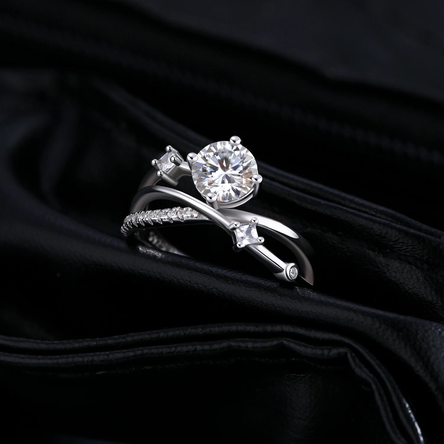 MODIAN 1CT VVS1 Clarity Moissanite Dazzling Ring 925 Sterling Silver e Multi-layer Lines Rings For Women Wedding Jewelry Gifts