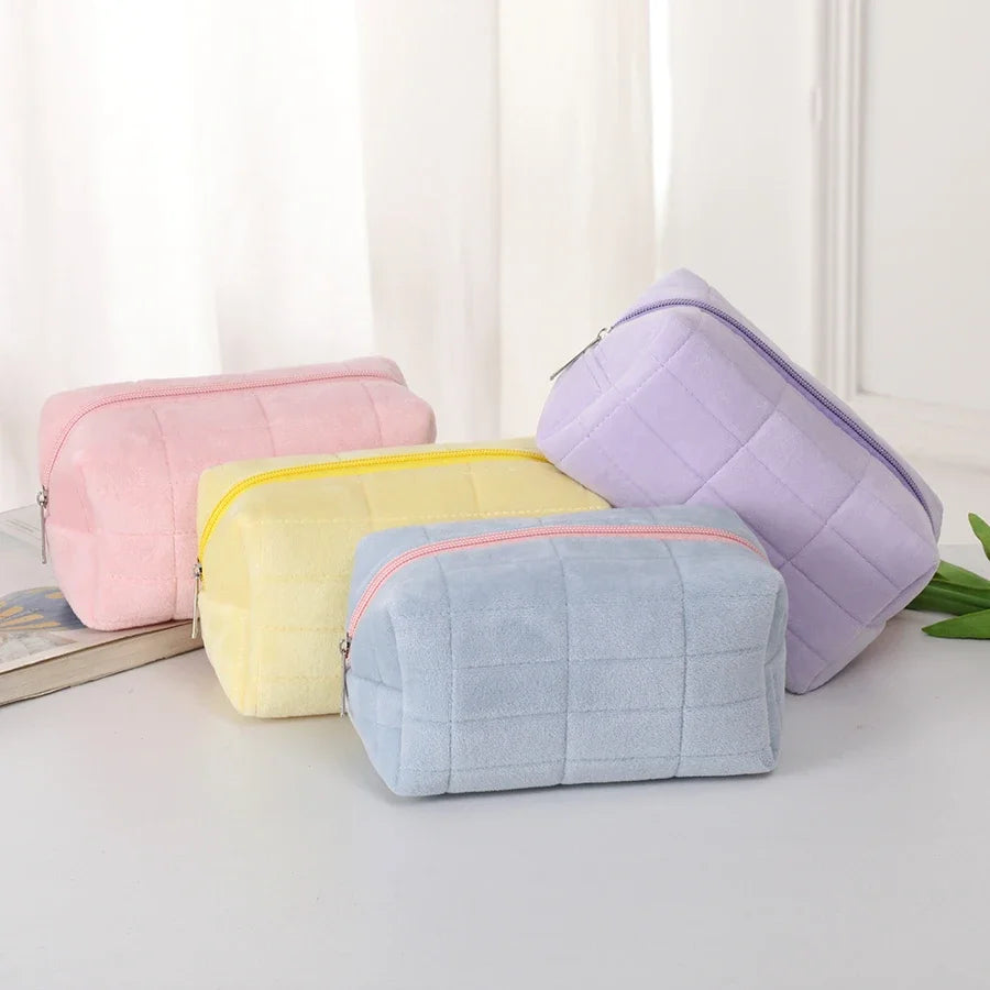 Simple Makeup Bag Pillow Pen Bag High Appearance Level WOMEN'S Large Capacity Pillow Bag Portable Storage Bags Makeup Pouch