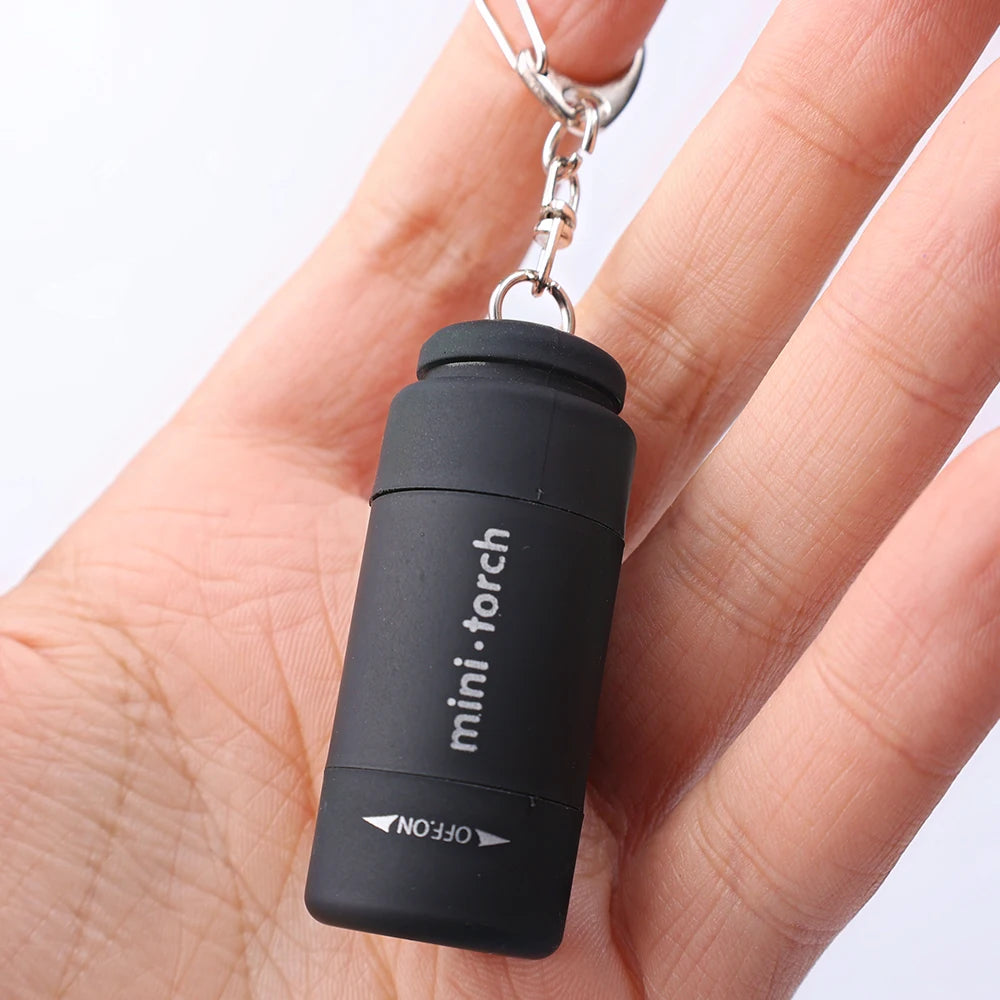 Super Bright Outdoor Keychain Flashlight Rechargeable Waterproof LED Mini Pocket Flashlight For Camping Hiking Emergencies