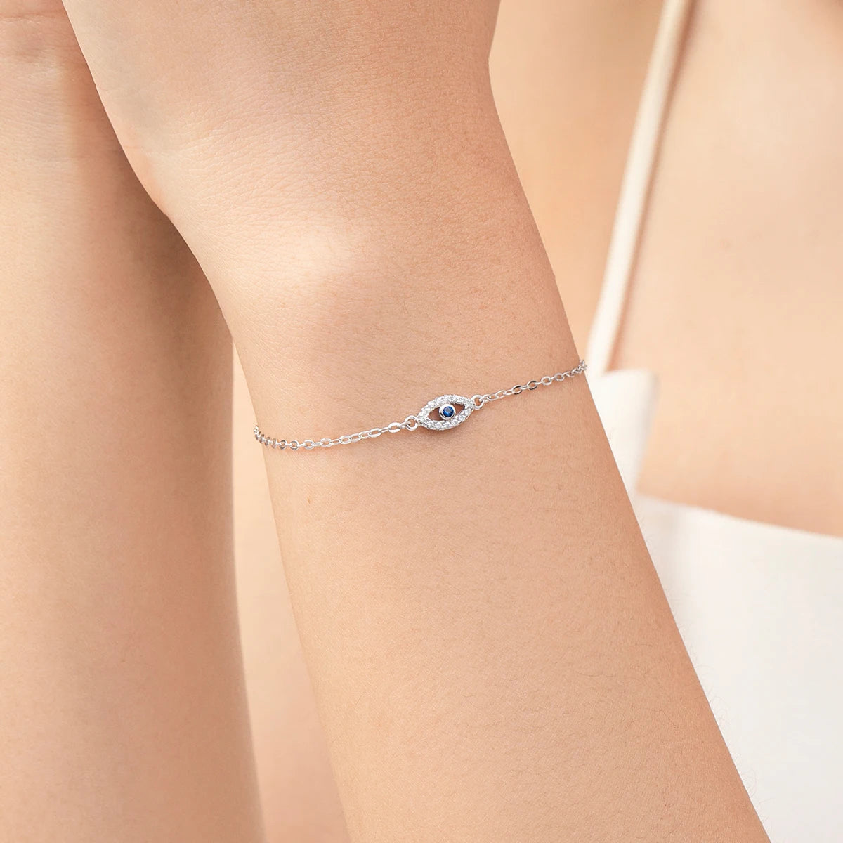MODIAN 925 Sterling Silver Delicate Lucky Blue Eye Adjustable Bracelet Simple Chain Link For Women Pave Setting CZ Fine Jewelry