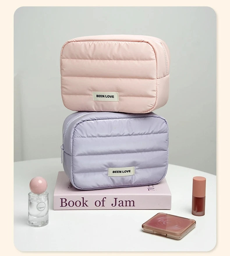 Fashion Large Capacity Makeup Bag Travel Organizer Portable Cosmetic Bag Multifunctional Toiletry Washbag Portable Storage Bag