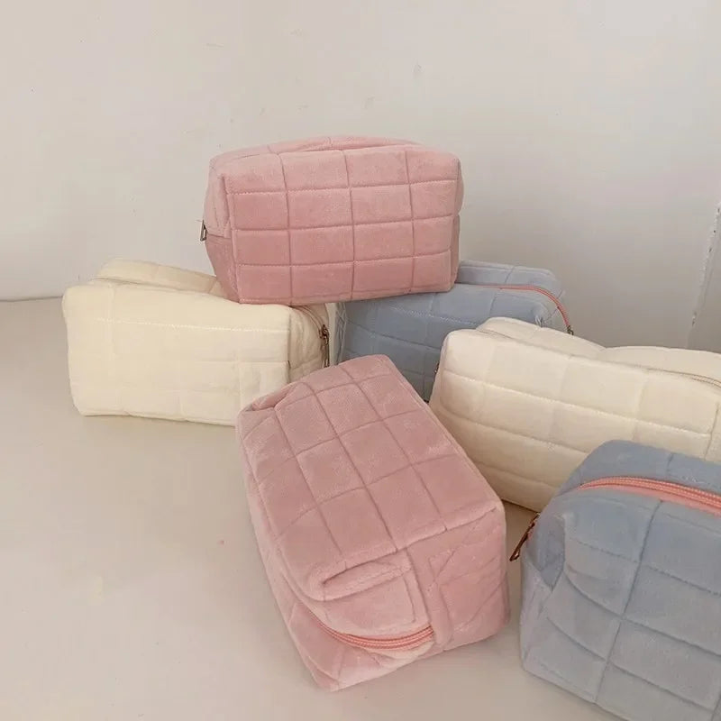 Simple Makeup Bag Pillow Pen Bag High Appearance Level WOMEN'S Large Capacity Pillow Bag Portable Storage Bags Makeup Pouch