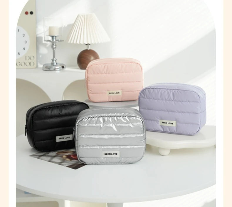 Fashion Large Capacity Makeup Bag Travel Organizer Portable Cosmetic Bag Multifunctional Toiletry Washbag Portable Storage Bag
